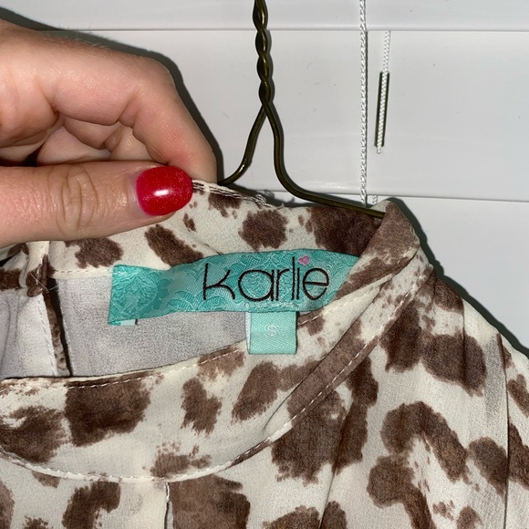 KARLIE Cheetah Print Top - Picture 5 of 5